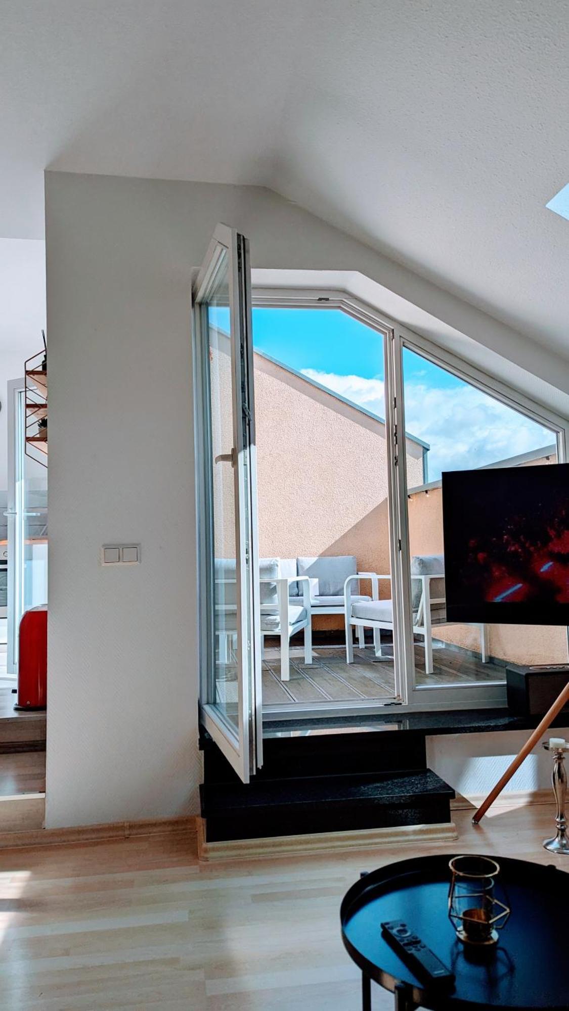 Rooftop Art Apartment, E-Roller,Ausblick,Wlan,Tv Chemnitz Exterior foto